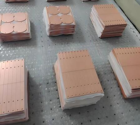 Bon prix 1 couche de PCB en cuivre présentant une conductivité électrique et une conductivité thermique élevées de 1,0 à 2,0 WmK, adapté à la dissipation de la chaleur en ligne