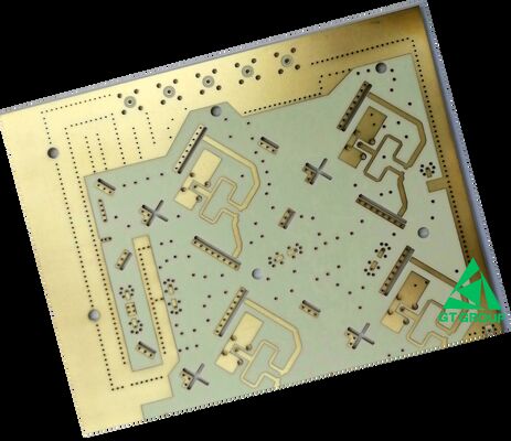Bon prix La carte de circuit imprimé multicouche Rogers PCB optimisée pour des performances électriques supérieures en ligne