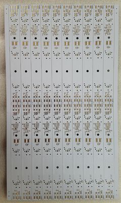 Bon prix 1L Plaque de PCB en aluminium 1,5 mm Masque de soudure blanc Pour l'éclairage LED en ligne