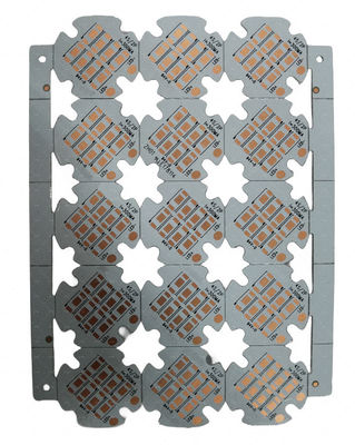 Bon prix LED PCB en aluminium 1 oz OSP et EING Soldermask blanc pour les applications d'éclairage en ligne